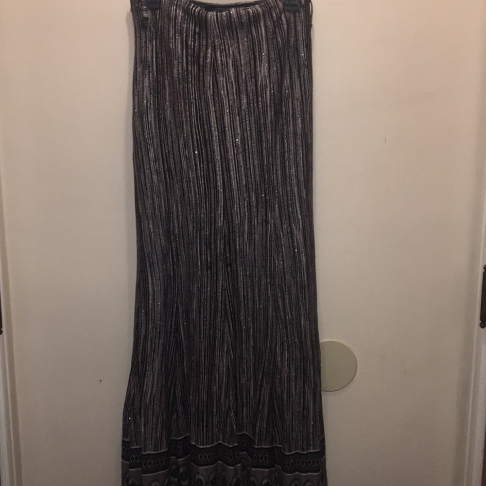 A gray and black AIMEI DRESS